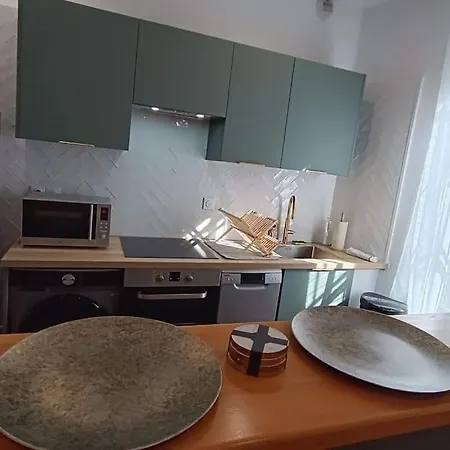 Apartment Hypercentre, Coquet En Rez-de-chaussee Perpignan